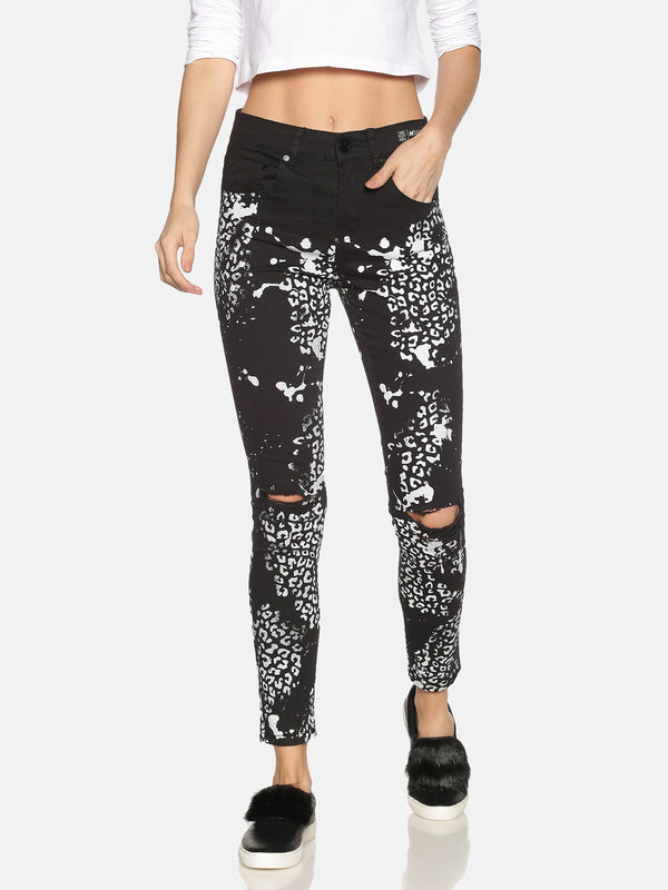 High Waisted Jeans With Abstract Print And Wash With Distress All Over And Knee Cuts