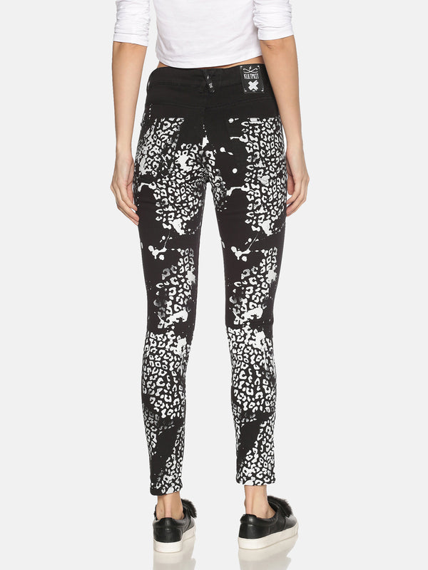 High Waisted Jeans With Abstract Print And Wash With Distress All Over And Knee Cuts